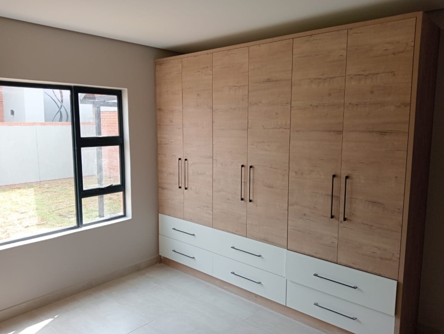 3 Bedroom Property for Sale in Somerton Estate Free State